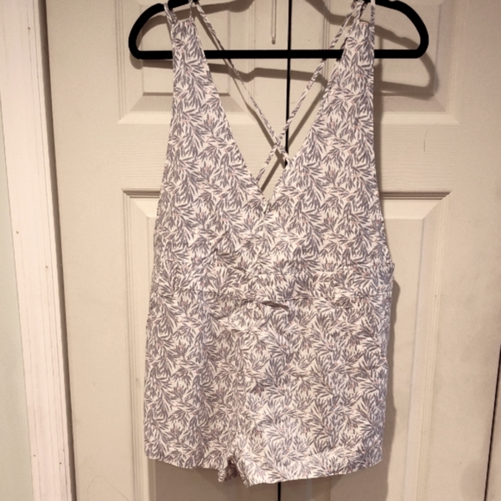 Floral Print Sleeveless Romper